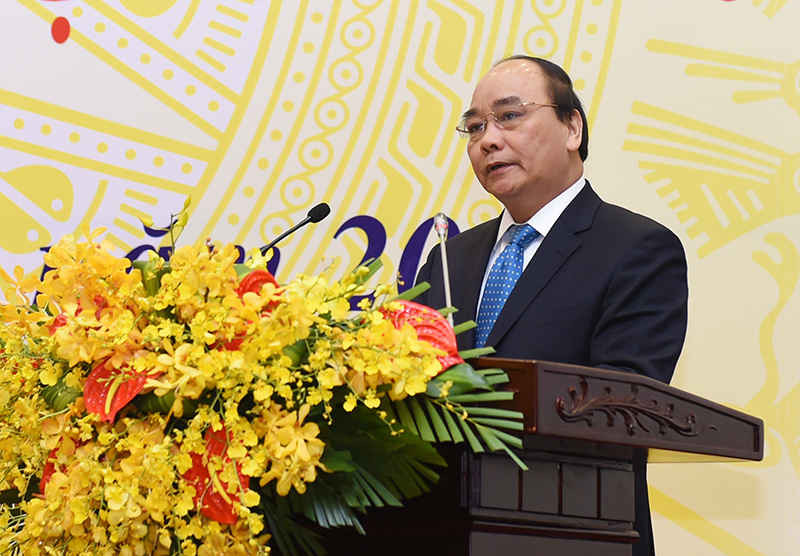 Phó Thủ tướng Nguyễn Xuân Phúc phát biểu tại Hội nghị. Ảnh: VGP
