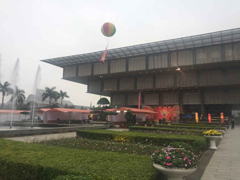 Khuôn viên Bào tàng Hà Nội phục vụ cho Tết Việt 2016