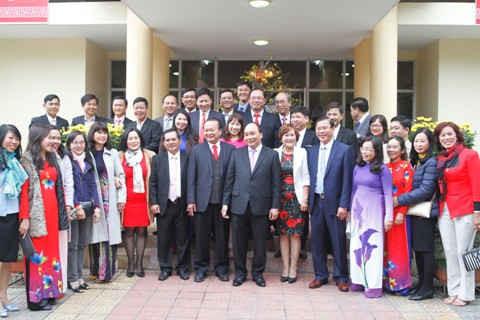 Phó Thủ tướng Nguyễn Xuân Phúc đến thăm và chúc Tết Quận ủy Hải Châu, TP. Đà Nẵng.