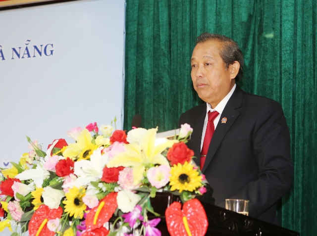 Chánh án TAND tối cao Trương Hòa Bình tham dự và chỉ đạo hội nghị