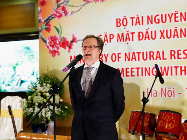 Ông Bruno Angelet, Đại sứ, Trưởng phái đoàn Liên minh châu Âu tại Việt Nam phát biểu tại buổi gặp mặt