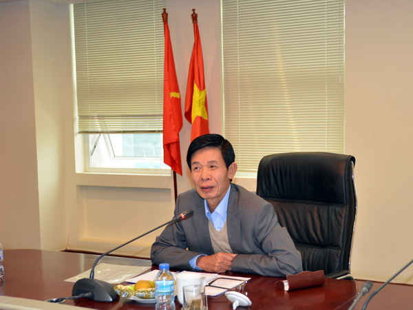 Thứ trưởng Bộ TN&MT Chu Phạm Ngọc Hiển phát biểu chỉ đạo cuộc họp 