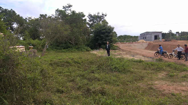 Đất của hộ ông Nguyễn Văn Hiền bị thu hồi để xây dựng kênh tưới đông xã Ea Kmút, huyện Ea Kar.