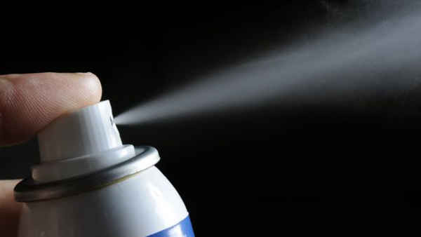 Xịt khử mùi, các sản phẩm làm sạch không khí và phun diệt ruồi cũng góp phần làm gia tăng tình trạng ô nhiễm