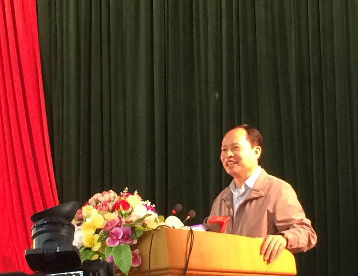 Bí thư Tỉnh ủy – Trịnh Văn Chiến trực tiếp đối thoại và đưa ra những giải pháp được người dân đồng tình ủng hộ