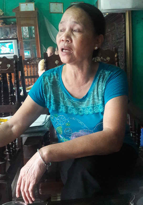 Bà Nguyễn Thị Lân, tổ trưởng dân phố 25.    