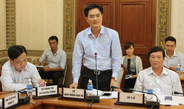 Ông Trần Quang Lâm - Phó giám đốc Sở GTVT TP.HCM trả lời câu hỏi của PV Báo điện tử TN&MT. 