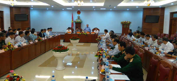 Phó Thủ tướng Nguyễn Xuân Phúc làm việc với UBND tỉnh Gia Lai về tình hình hạn hán trên địa bàn.