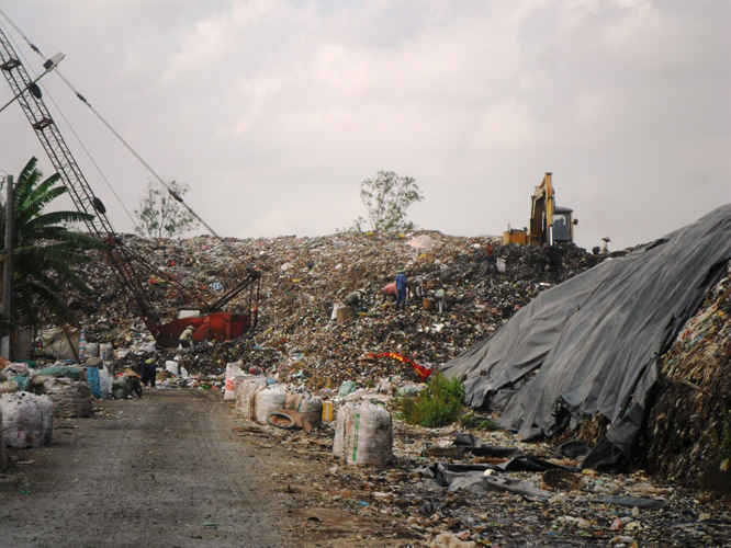 Bãi rác phường 7, TP. Sóc Trăng là 1 trong 3 điểm gây ô nhiễm môi trường nghiêm trong trên địa bàn tỉnh Sóc Trăng