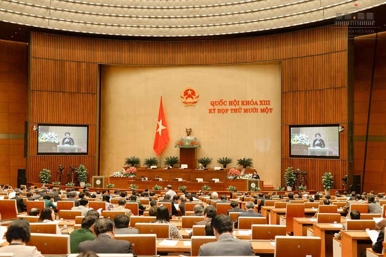 Sáng 4/4, Chủ tịch Quốc hội Nguyễn Thị Kim Ngân đã trình danh sách đề cử để Quốc hội bầu một số Phó chủ tịch Quốc hội và một số Ủy viên Thường vụ Quốc hội