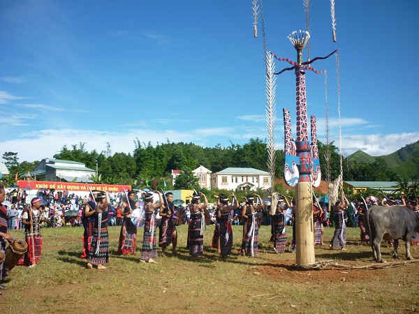Lễ hội cồng chiêng dân tộc Cơ Tu tạo nên nét đặc sắc văn hóa vùng miền cho du lịch Nam Trà My