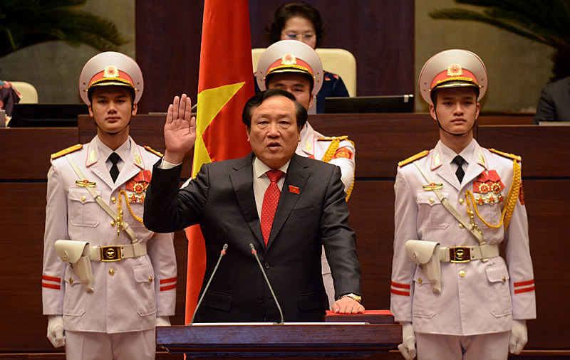 Quốc hội khóa XIII đã bầu ông Nguyễn Hòa Bình  - Bí thư Trung ương Đảng chính thức trở thành Chánh án TAND Tối cao