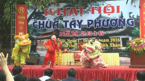 Khai hội chùa Tây Phương