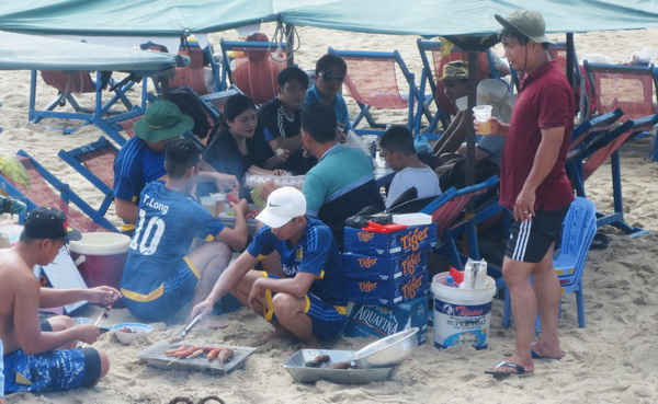 Từ ngày 26/4 tới, các hoạt động ăn uống, nấu nướng trên bãi biển Vũng Tàu sẽ không được diễn ra. 