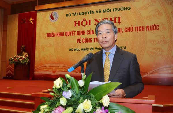 Nguyên Bộ trưởng Nguyễn Minh Quang phát biểu ôn lại những kỷ niệm của nhiệm kỳ đảm nhiệm chức vụ Bộ trưởng Bộ TN&MT