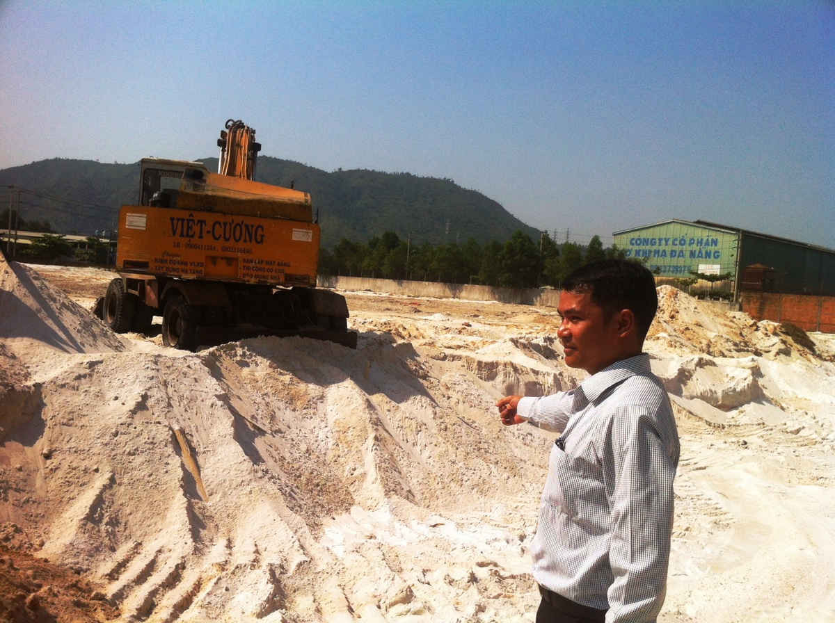 việc sử dụng hợp đồng “ma” đã qua mặt cơ quan chức năng khi Công ty Khoáng sản Transcend Việt Nam cho rằng, Công ty không vi phạm việc khai thác cát trắng trái phép