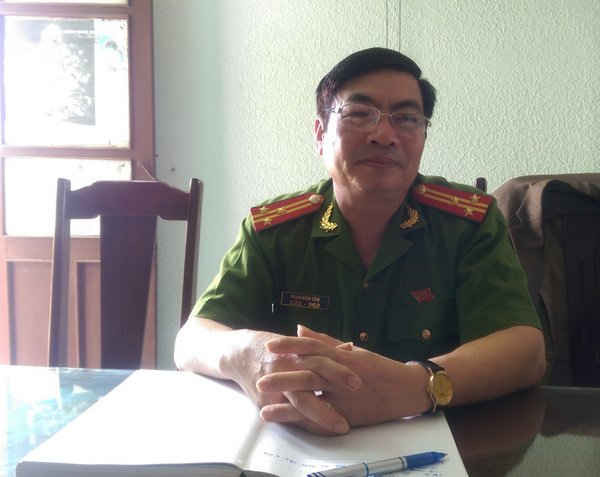 Phó trưởng công an TX Bỉm Sơn thừa nhận việc cấp dưới của mình làm sai khi để xe quá tải 