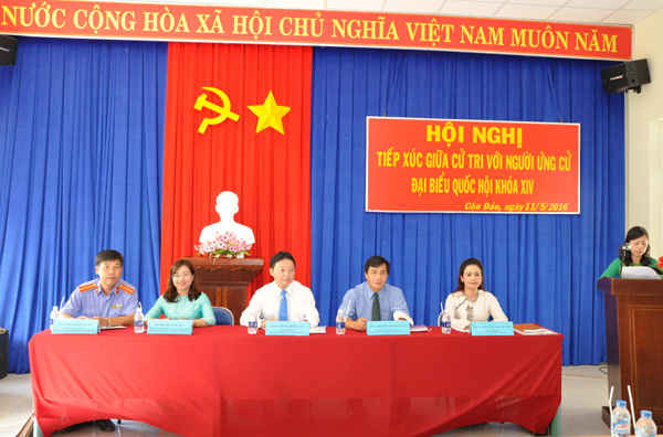 5 ứng cử viên tại buổi tiếp xúc cử tri Côn Đảo ngày 11/5