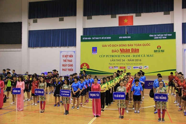 Giải vô địch bóng bàn toàn quốc Báo Nhân Dân lần thứ 34 tranh Cúp PetroVietnam - Đạm Cà Mau năm 2016 khai mạc tại Nhà thi đấu Hồ Xuân Hương