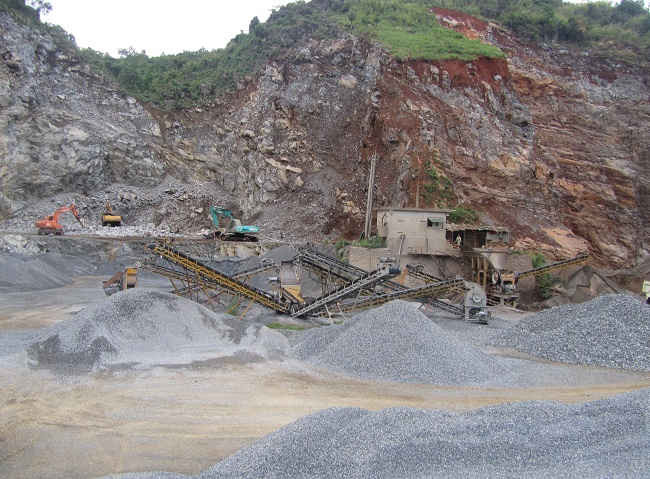 Mỏ đá của DN XDTN Minh Quý tại huyện Mường Ẳng, tỉnh Điện Biên