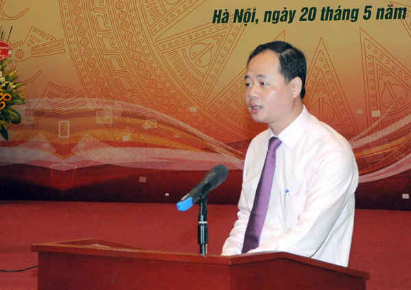 PGS-TS Trần Hồng Thái - Phó Giám đốc Trung tâm KTTV Quốc gia - Chủ nhiệm chương trình Khoa học công nghệ về biến đổi khí hậu Bộ TN&MT phát biểu tại Hội nghị