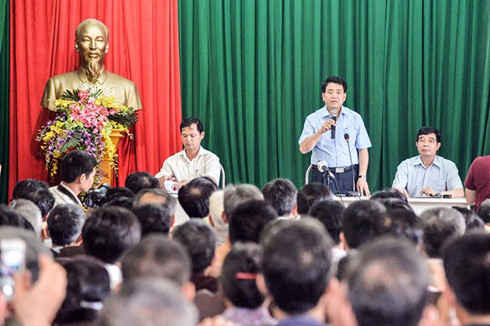 Chủ tịch thành phố Hà Nội đã nghe gần 20 ý kiến người dân với 37 câu hỏi và giải đáp toàn bộ các nội dung nhân dân quan tâm.