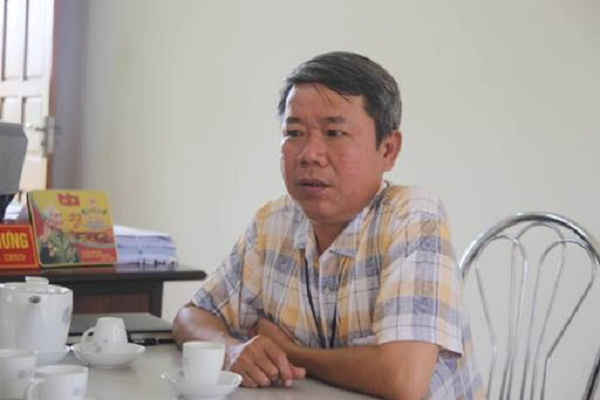 “Để đình chỉ khai thác là cả một vấn đề”- ông Phan Hưng, Chủ tịch UBND xã Đồng Lộc cho biết