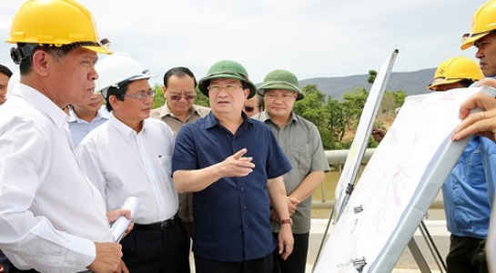 Phó Thủ tướng Trịnh Đình Dũng làm việc tại Ninh Thuận - Ảnh: Chinhphu.vn