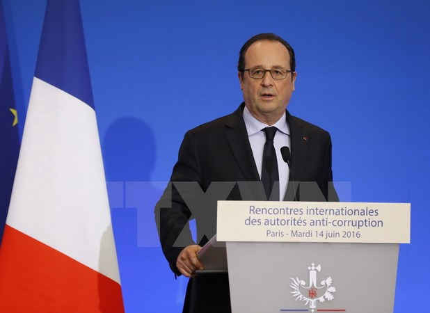 Tổng thống Pháp Francois Hollande phát biểu tại thủ đô Paris ngày 13/6. (Nguồn: AFP/TTXVN)