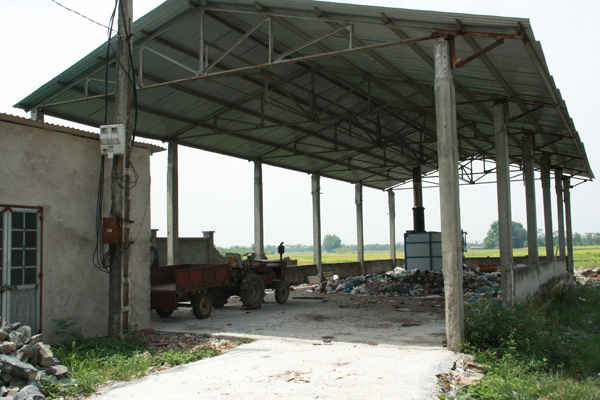 Trạm xử lý rác ở thôn Đông, thị trấn Yên Lạc (huyện Yên Lạc) được Sở TN&MT đầu tư lò đốt rác theo công nghệ Thái Lan