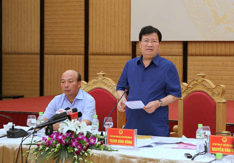 Phó Thủ tướng Trịnh Đình Dũng phát biểu chỉ đạo tại buổi làm việc với TKV 