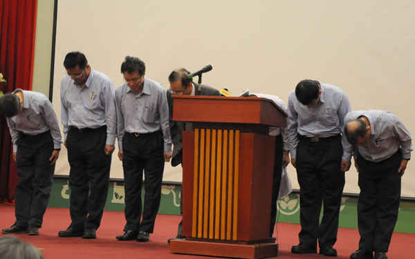 Lãnh đạo Formosa cúi đầu xin lối Đảng, Nhà nước, Chính phủ và Nhân dân Việt Nam
