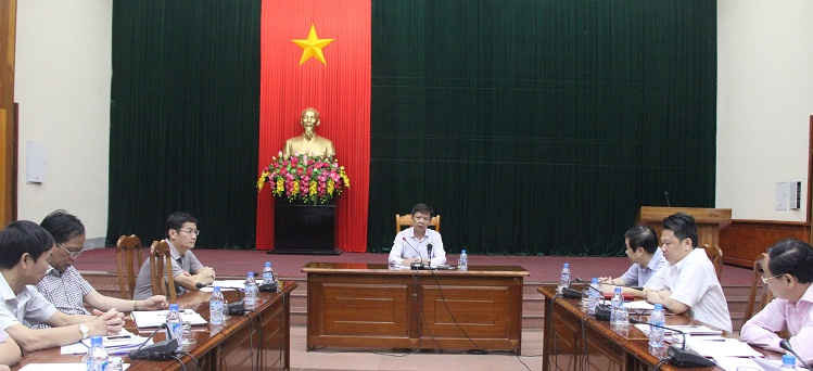 Chủ tịch tỉnh Quảng Bình Nguyễn Hữu Hoài chủ trì đánh giá sự cố môi trường biển