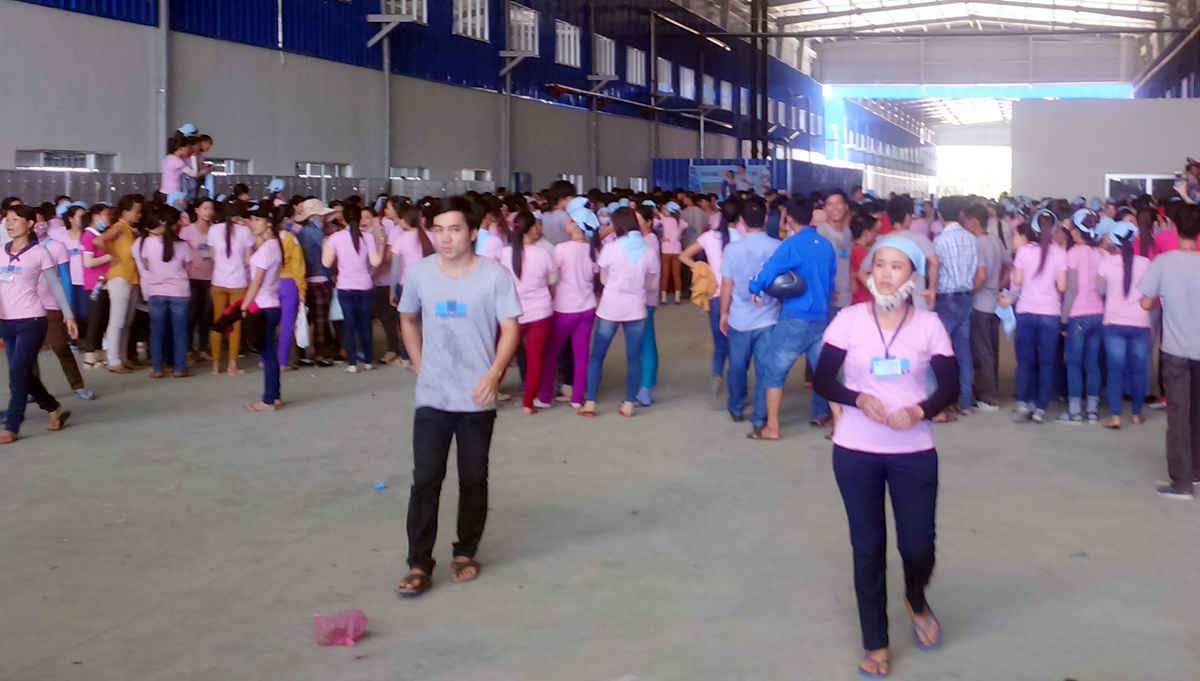 Hơn 1.000 công nhân của Công ty Dệt may Panko Tam Thăng (Khu công nghiệp Tam Thăng, TP. Tam Kỳ, Quảng Nam) đã tổ chức đình công tập thể