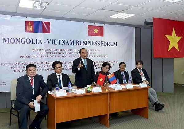 Thủ tướng Chính phủ Nguyễn Xuân Phúc dự Diễn đàn doanh nghiệp Mông Cổ - Việt Nam
