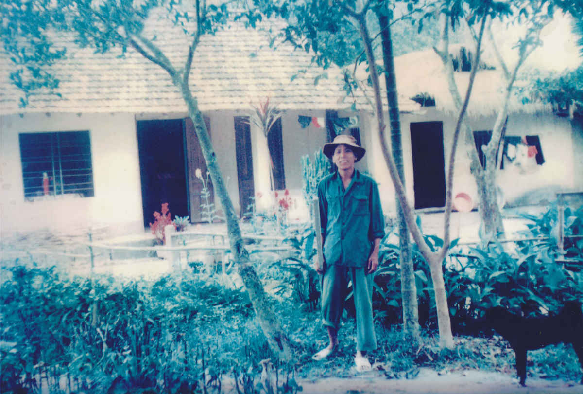 Căn nhà 3 gian của gia đình ông Minh được xây dựng trước năm 1975, đã bị giải tỏa làm Bến xe khách Quảng Ngãi và được đền bù với giá 7,4 triệu đồng