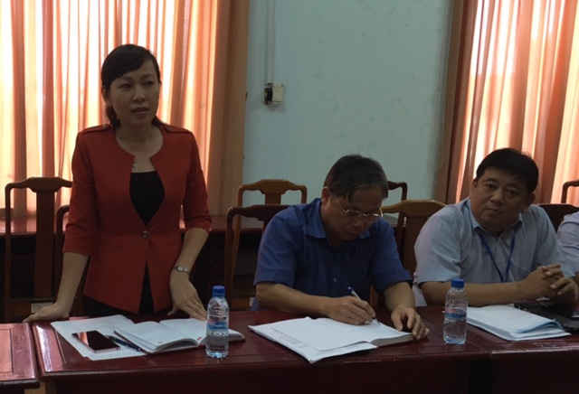 Bà Huỳnh Thị Hằng - Phó chủ tịch UBND tỉnh Bình Phước phát biểu tại cuộc họp phòng chống dịch bạch hầu 