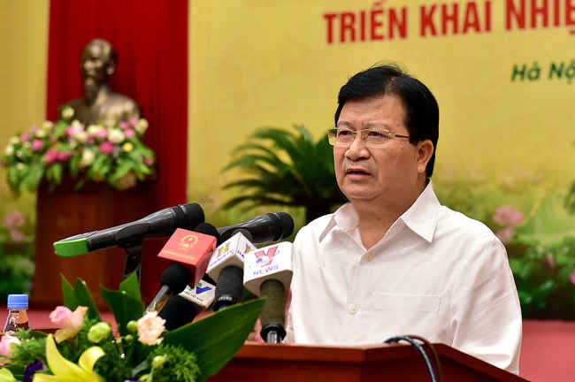 Phó Thủ tướng Trịnh Đình Dũng phát biểu chỉ đạo tại Hội nghị sơ kết công tác 6 tháng đầu năm, triển khai kế hoạch 6 tháng cuối năm 2016 của Bộ Tài nguyên và Môi trường.
