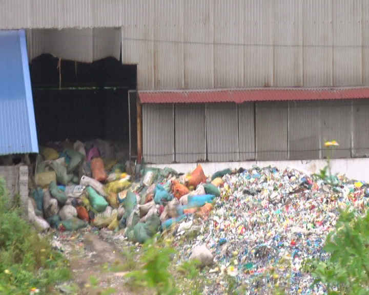 cơ sở tái chế nhựa của ông Nguyễn Văn Thoan