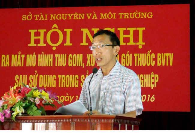 Ông Hà Mạnh Cường – Phó Giám đốc Sở TN&MT tỉnh Yên Bái phát biểu tại buổi ra mắt mô hình mẫu về thu gom, xử lý bao gói thuốc bảo vệ thực vật (BVTV)