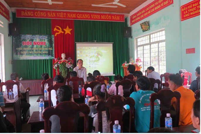 Một số hình ảnh tuyên truyền chính sách chi trả DVMTR tại xã Đăk Ring, huyện Kon Plong.
