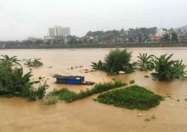 Tỉnh Lào Cai đề nghị Trung ương hỗ trợ xây dựng trạm quan  trắc tự động nước sông Hồng