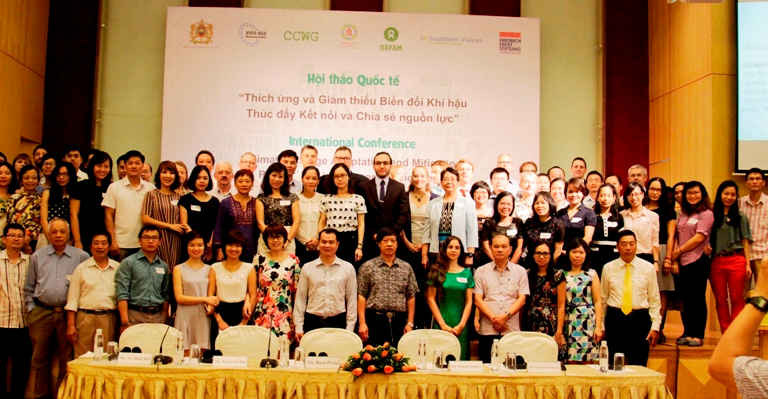Đại biểu Việt Nam và quốc tế tham dự hội nghị “Thích ứng và Giảm thiểu tác động của Biến đổi Khí hậu – Thúc đẩy Kết nối và Chia sẻ Nguồn lực”