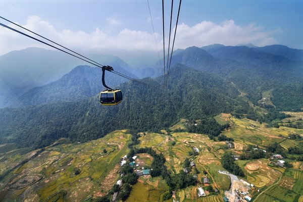 Sau mùa đổ nước, tháng 9 – 10 là thời khắc đẹp nhất để ngắm kỳ quan ruộng bậc thang tại Thung lũng Mường Hoa.