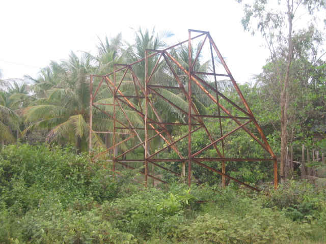 Nhiều dự án đang bỏ hoang chỉ còn khung sắt tại huyện đảo Phú Quốc