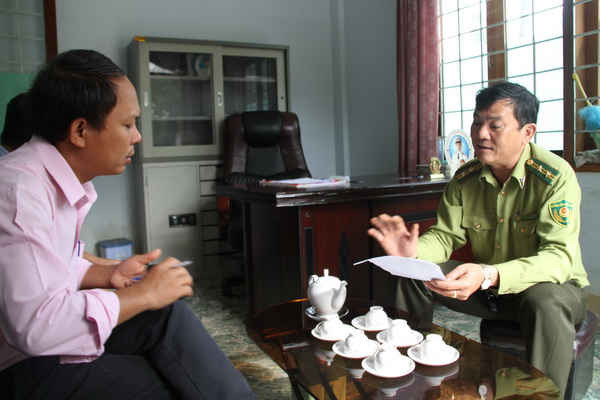 Ông Võ Minh Văn – Hạt trưởng hạt kiểm lâm huyện Kon Plông khẳng định việc khai thác gỗ ngoài lòng hồ là đúng.
