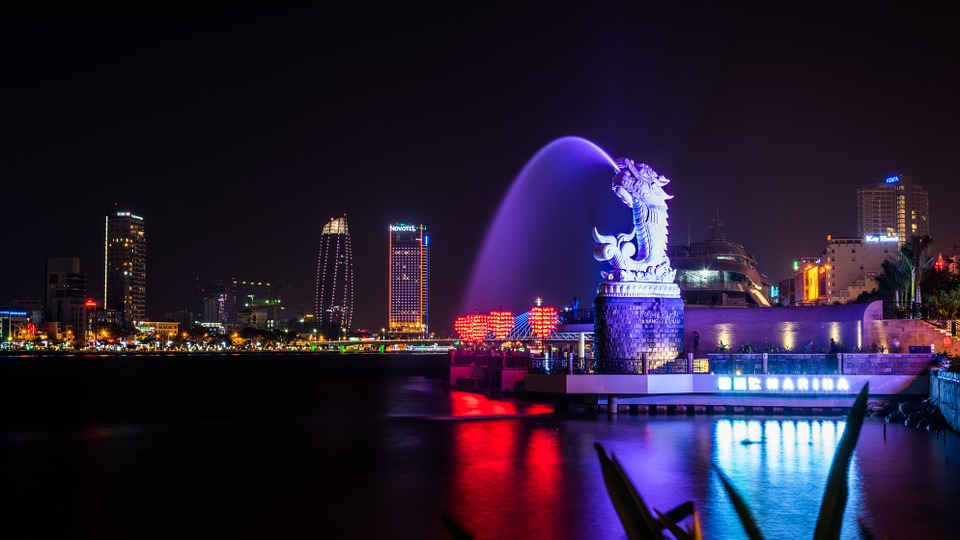 Đà Nẵng là thành phố, đại diện của Việt Nam vinh dự nhận được giải thưởng “Điểm đến Sự kiện và Lễ hội hàng đầu châu Á 2016”