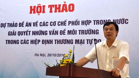 Ông MaiThanh Dung  -Phó Tổng cục trưởng Tổng cục Môi trường phát biểu tại hội thảo
