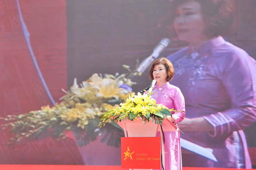Thứ trưởng Bộ Công Thương Hồ Thị Kim Thoa phát biểu tại buổi Lễ