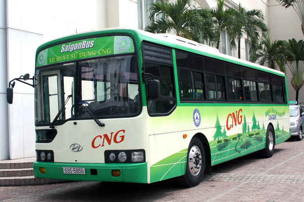 Xe buýt chạy bằng CNG đang hoạt động ở TPHCM